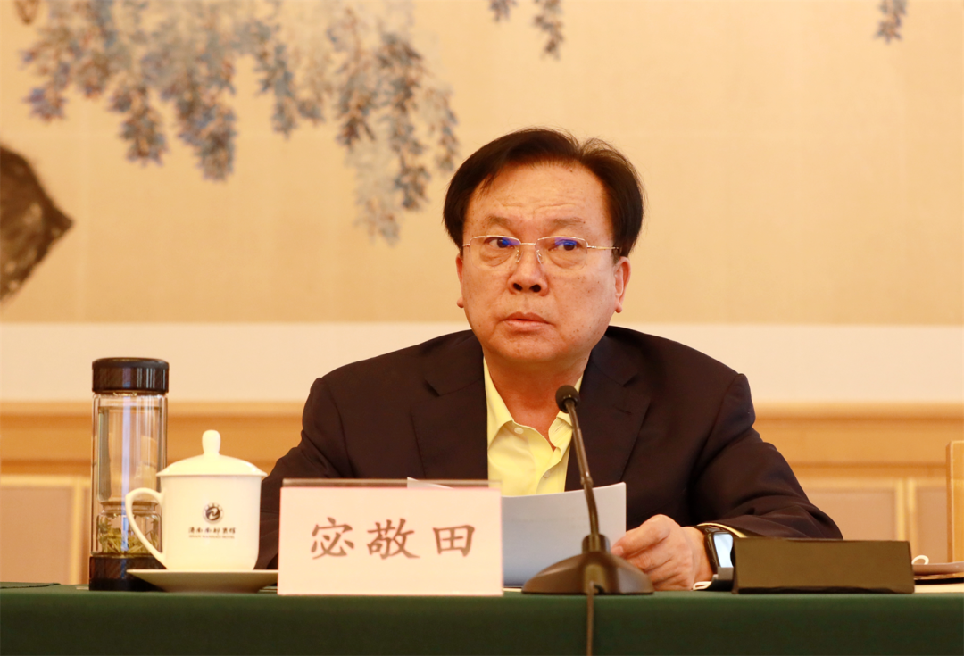 中国水泥协会副会长,山东省建材工业协会副会长宓敬田介绍说,在英吉沙
