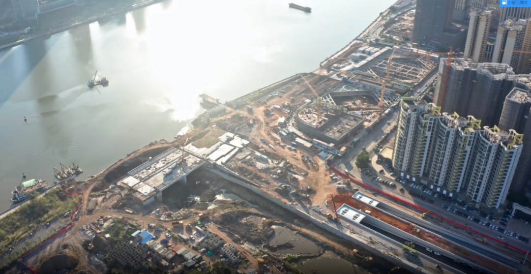 金融城别墅新城市领院，价格段在15-20万/㎡