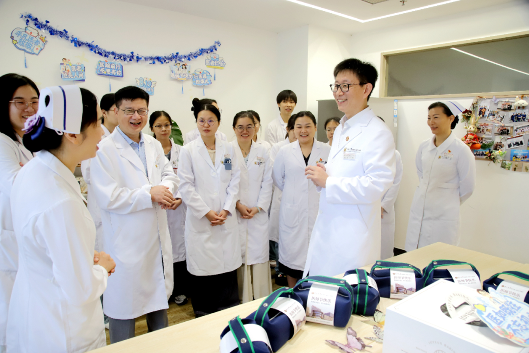 致敬医者 | 中山一院广西医院开展2026年中国医师节系列活动