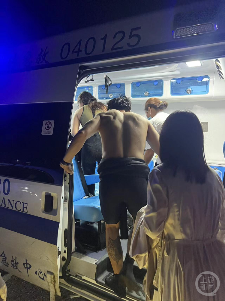 潜水时被弃海中，游了2小时才靠岸？官方回应！
