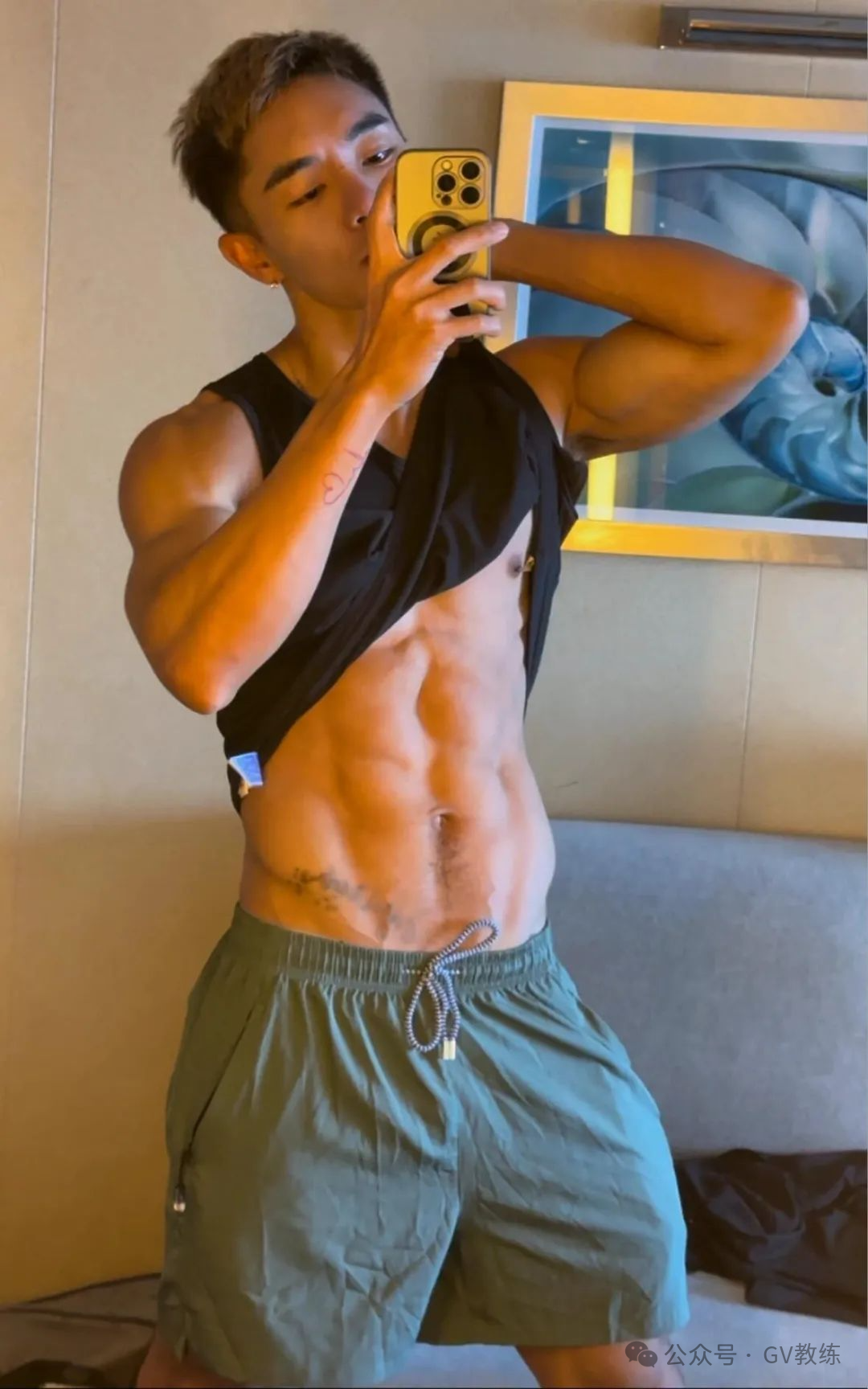 精品海归薄肌体育生，让外国人疯狂迷恋！