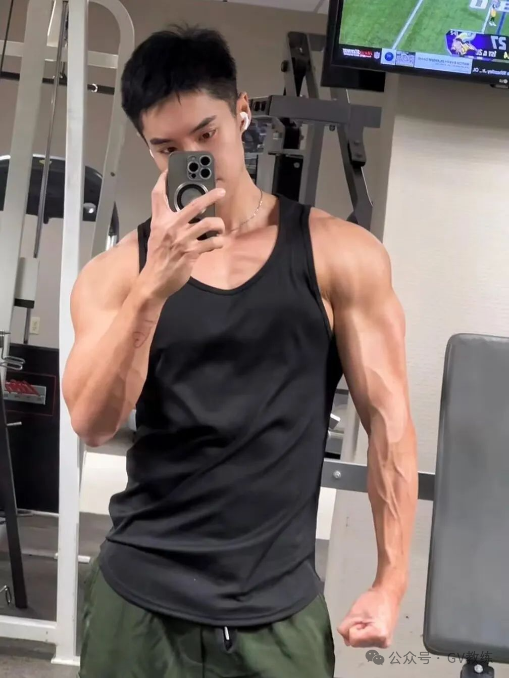 精品海归薄肌体育生，让外国人疯狂迷恋！