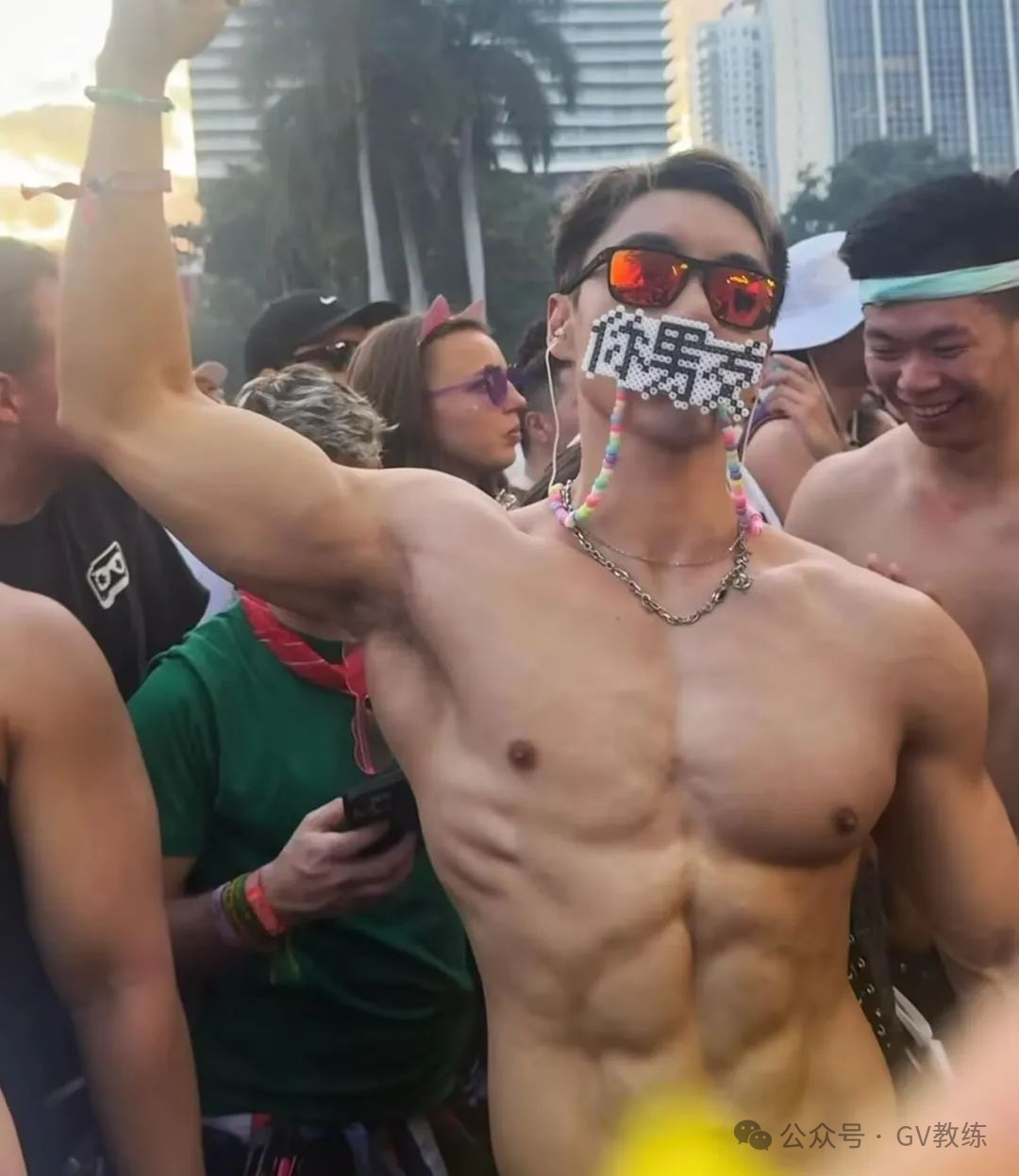 精品海归薄肌体育生，让外国人疯狂迷恋！