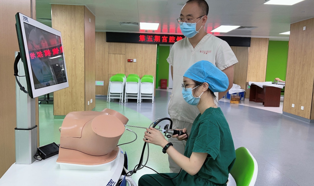拟宫腔镜怎么做南方医科大学珠江医院承办“小”宫腔，大学问-第五期宫腔镜模拟培训班圆满落幕_https://www.jmylbn.com_新闻资讯_第13张