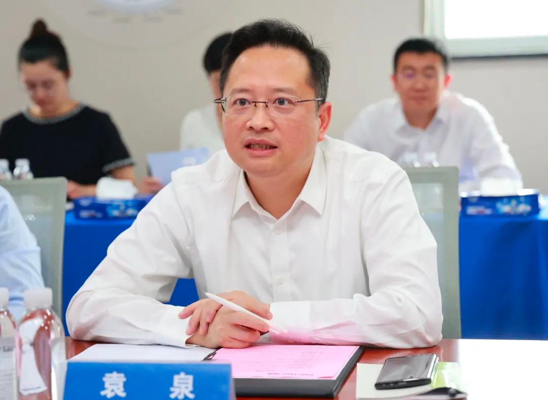 袁泉走访调研区内生物医药企业_政务要闻