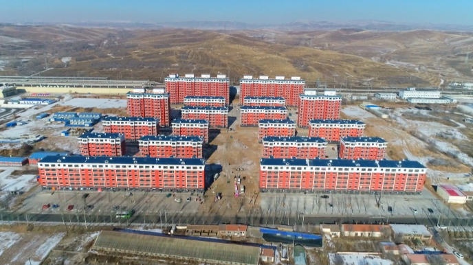 卓资县易地搬迁让群众快步过上好日子