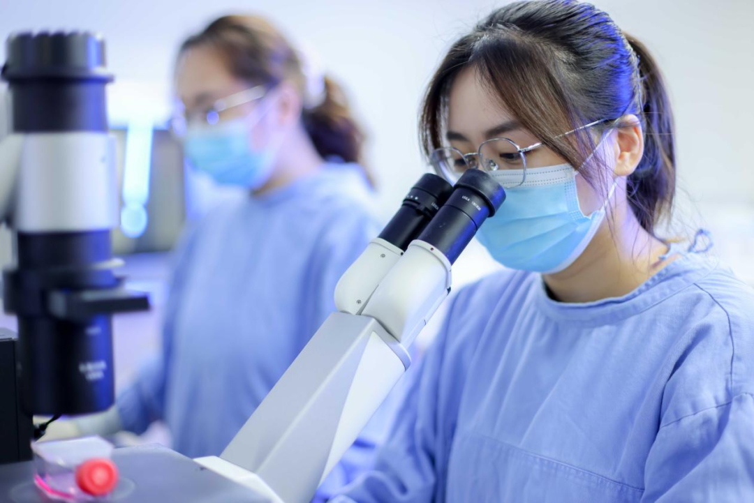 fa6100怎么使用5年立项经费超6100万元！学校生物医药平台技术委员会共商发展大计_https://www.jmylbn.com_新闻资讯_第3张