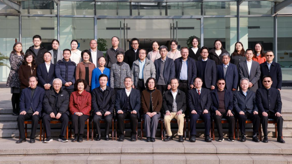 fa6100怎么使用5年立项经费超6100万元！学校生物医药平台技术委员会共商发展大计_https://www.jmylbn.com_新闻资讯_第4张