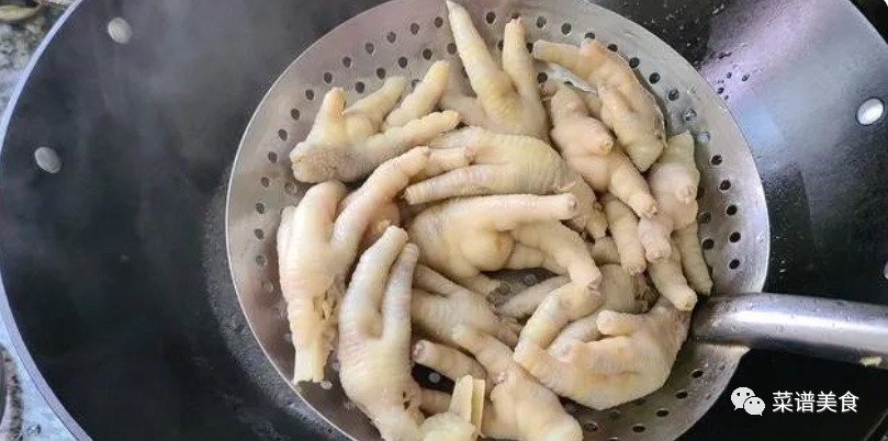 柠檬鸡爪的做法和配料，分享家庭做法，简单开胃又好吃