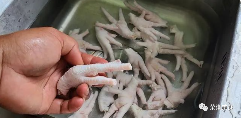 柠檬鸡爪的做法和配料，分享家庭做法，简单开胃又好吃