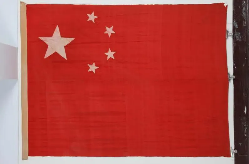【建党百年·口述云南】72年前，昆明升起的第一面五星红旗是他们缝制的……
