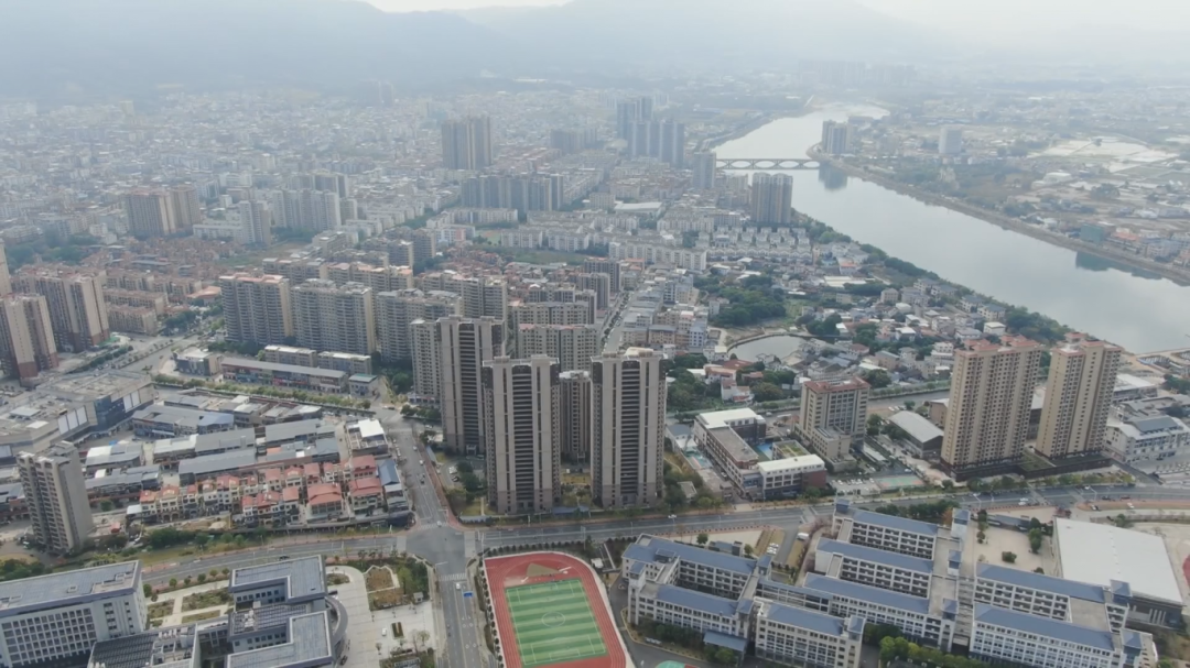 蕉岭县探索“人城产”融合的新型城镇化特色路径（ (5).png