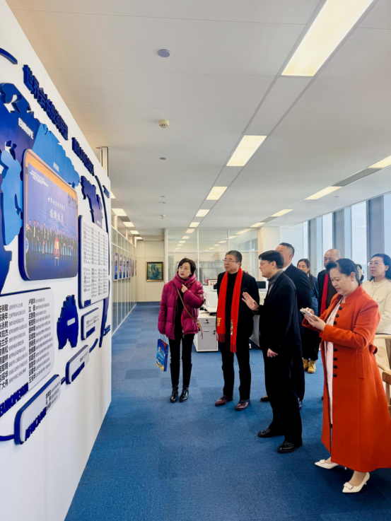 新西兰华侨华人联合会会长陈水珍一行到访世界会长大会组委会