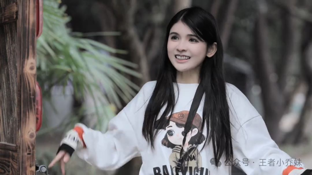 狗头萝莉第一次录综艺，素颜形象展现完美气质，网友：成功洗白了