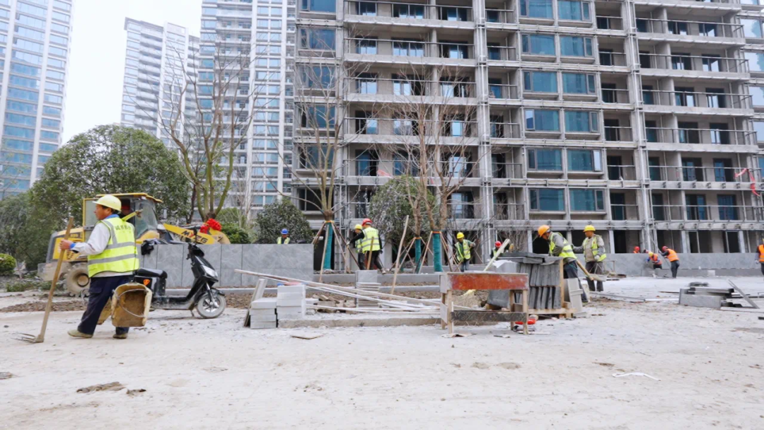 假期不打烊 施工进度持续刷新.png