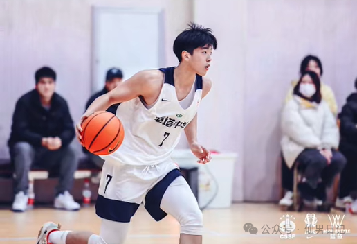 这个南体帅哥在推特上是真的火……