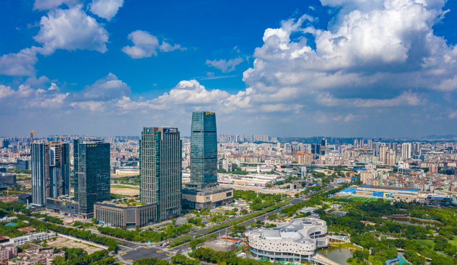 白云中海麓府126-170㎡大平层，特惠单价5.9万起!