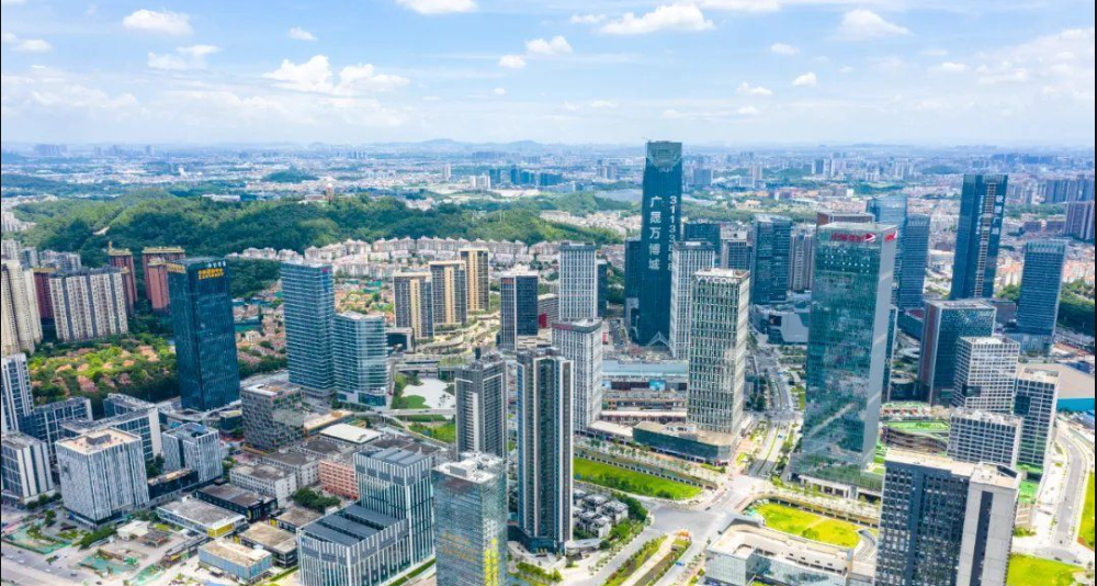 黄埔保利翔龙天汇均加4.3万/㎡?建面约94~127㎡户型