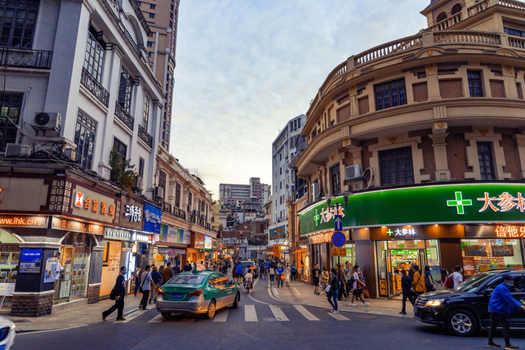 番禺广场上新 路劲美的隽樾府携110%使用率新品惊艳亮相！