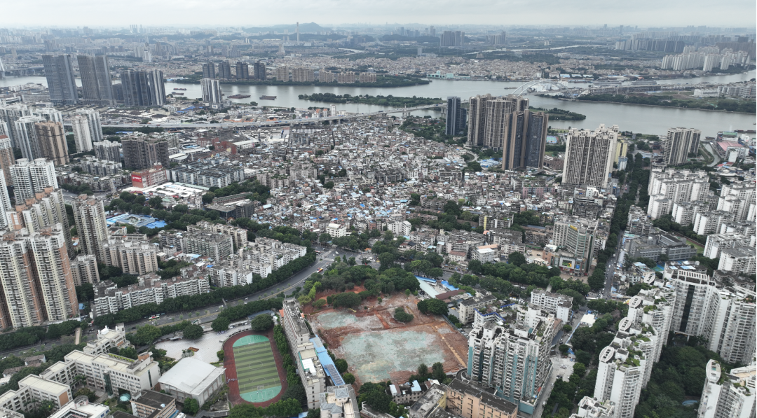 海珠石溪水厂地块3.7万/㎡，周边在售楼盘有哪些？