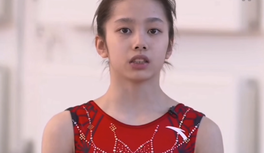 【美女】17岁体操界“佟丽娅”夺世界冠军！凭1秒美貌刷爆朋友圈，网友：甜到我心都化了（组图） - 13