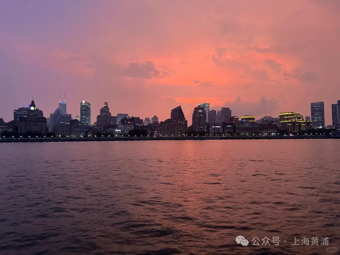 Shanghai Sunset Science ： Why Yesterday's Sky Turned Crimson Red
