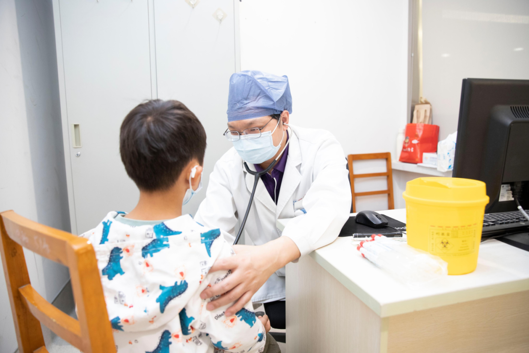 Changsha Dad's $800/Month Growth Hormone Injections Spark Debate