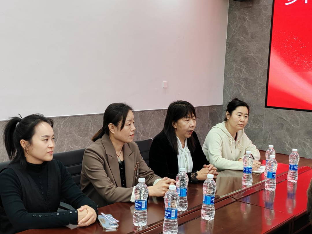 仪式上,北安小学校长表示,乡村五色教育是北安小学与师范学院教育科学