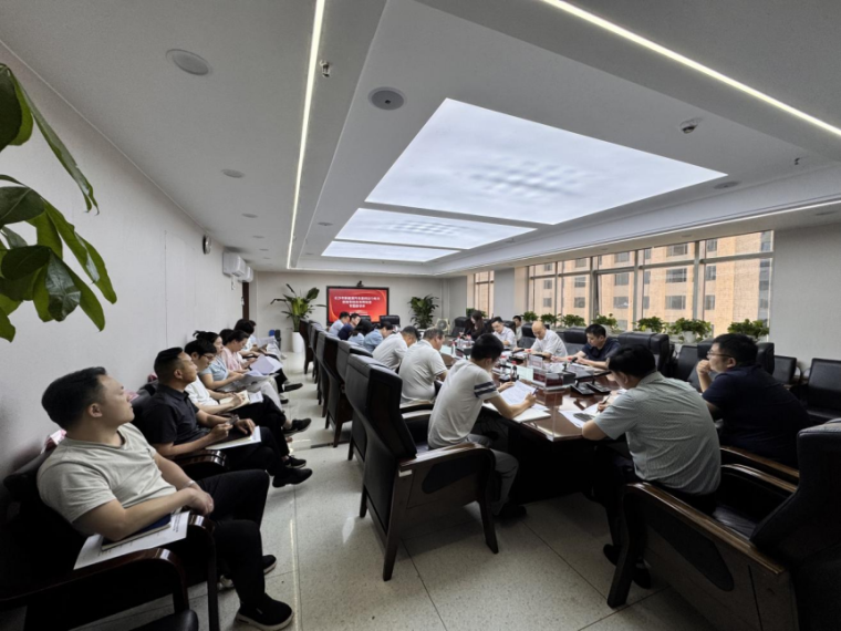 长沙市新能源汽车废旧动力电池回收和综合利用检查专题座谈会召开(图1)