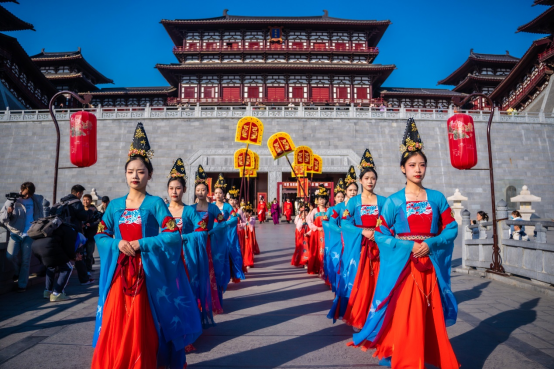 隋唐洛阳城景区面向全球属龙游客、名字中带“龙”字的游客 免入园门票!