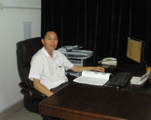 福州大学机械学院林有希教授，博士生导师，研究方向为摩擦学和先进制造技术，欢迎报考