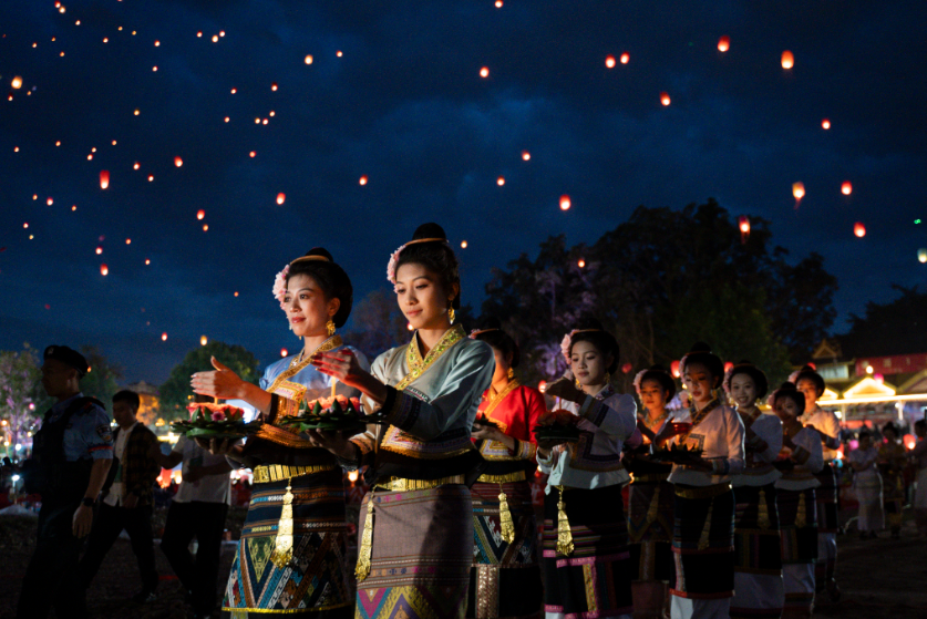 4月春假旅行榜｜挖到被低估的小城，春色比扬州更撩，钻进紫蓝色花海被治愈！
