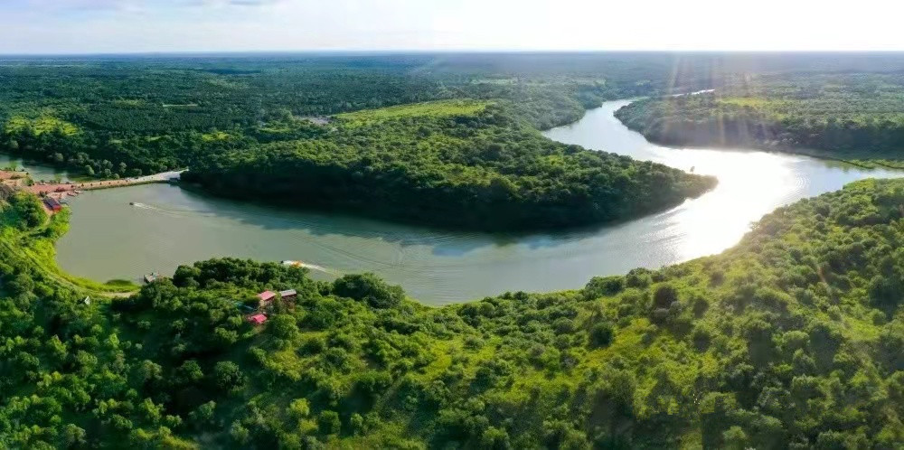 通辽市:"沙海明珠"大青沟一日游