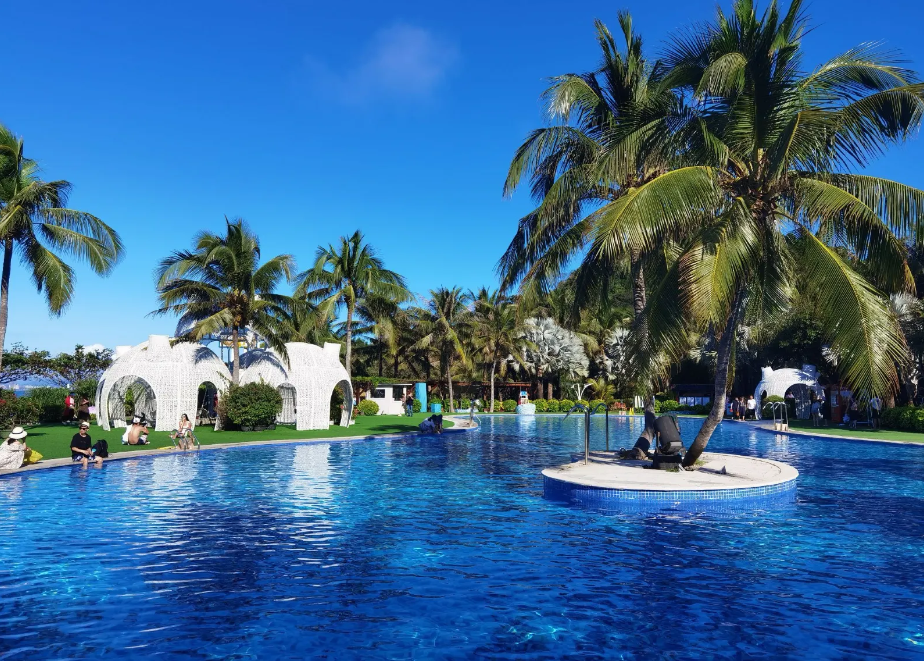 「三亚丽禾华美达广场酒店」来三亚住这个海景酒店真的太值了!