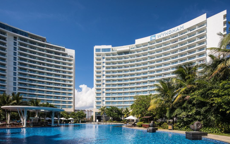 「三亚丽禾华美达广场酒店」来三亚住这个海景酒店真的太值了!