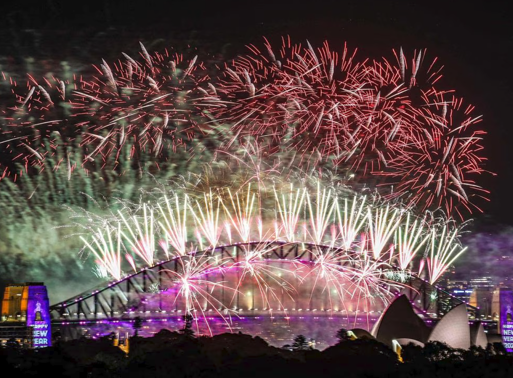 揣$20万闯广州！澳洲“烟花大王”发家史，曾76次被送上法庭（组图） - 4