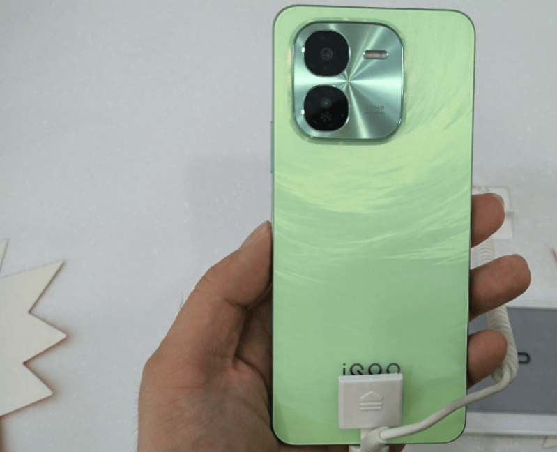 1000左右预算，这3款性能、续航都强的手机，几乎都是