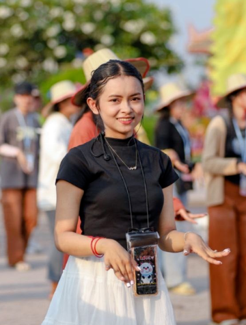 柬埔寨宋干节这波美女赢麻了