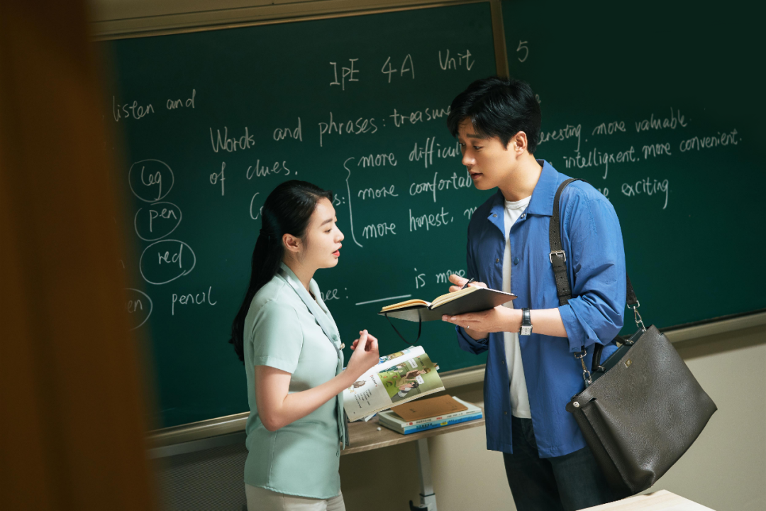 报了高价研学团，偷偷摸摸进清华