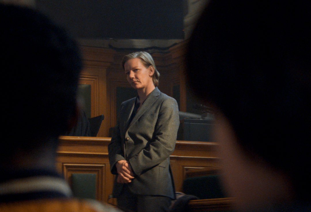 老公摔死了婚姻的火药味还在