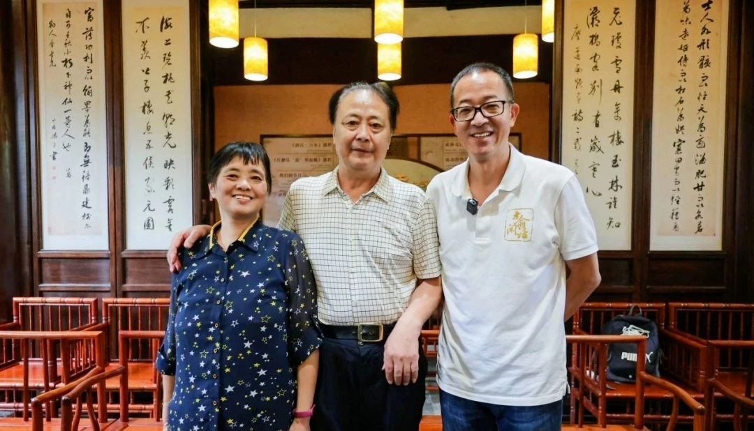 俞敏洪，开始挣中老年人的钱