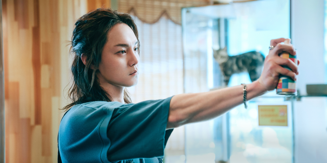 大鹏，够拼命的