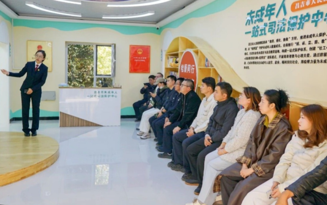 博乐市中心广场 (2).jpg