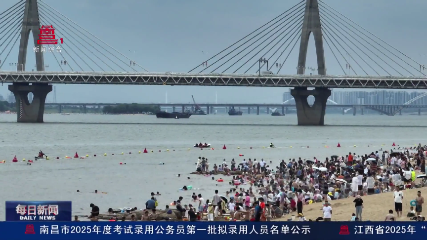 “亲水经济”爆火玩出夏日新热度