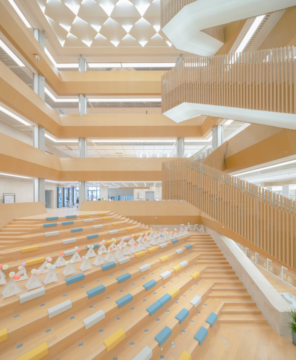 2b3a40ff7ead8b41f9c118a474d4d15e