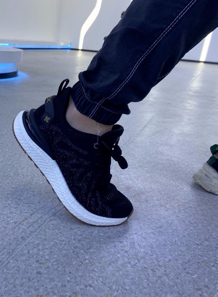 足康匠心鞋懂得感恩知恩不报非为人也