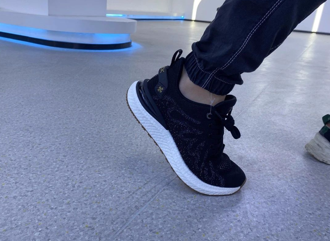 足康匠心鞋三月春意盎然同你外出感受芳华