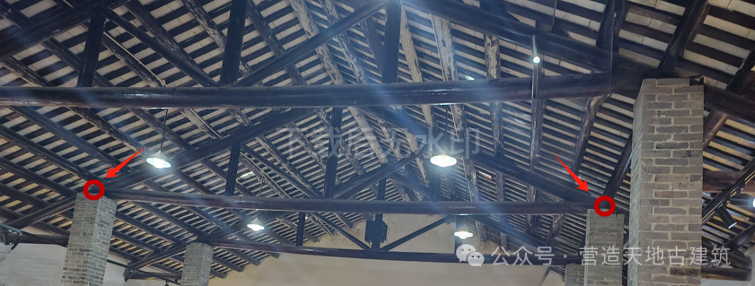 木桁架结构建筑