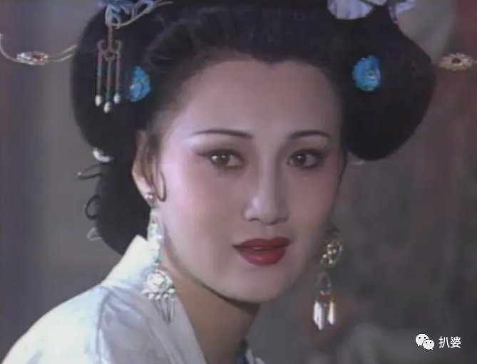 电视剧《唐明皇》里的杨贵妃是林芳兵,周洁扮演的是赵丽妃 .