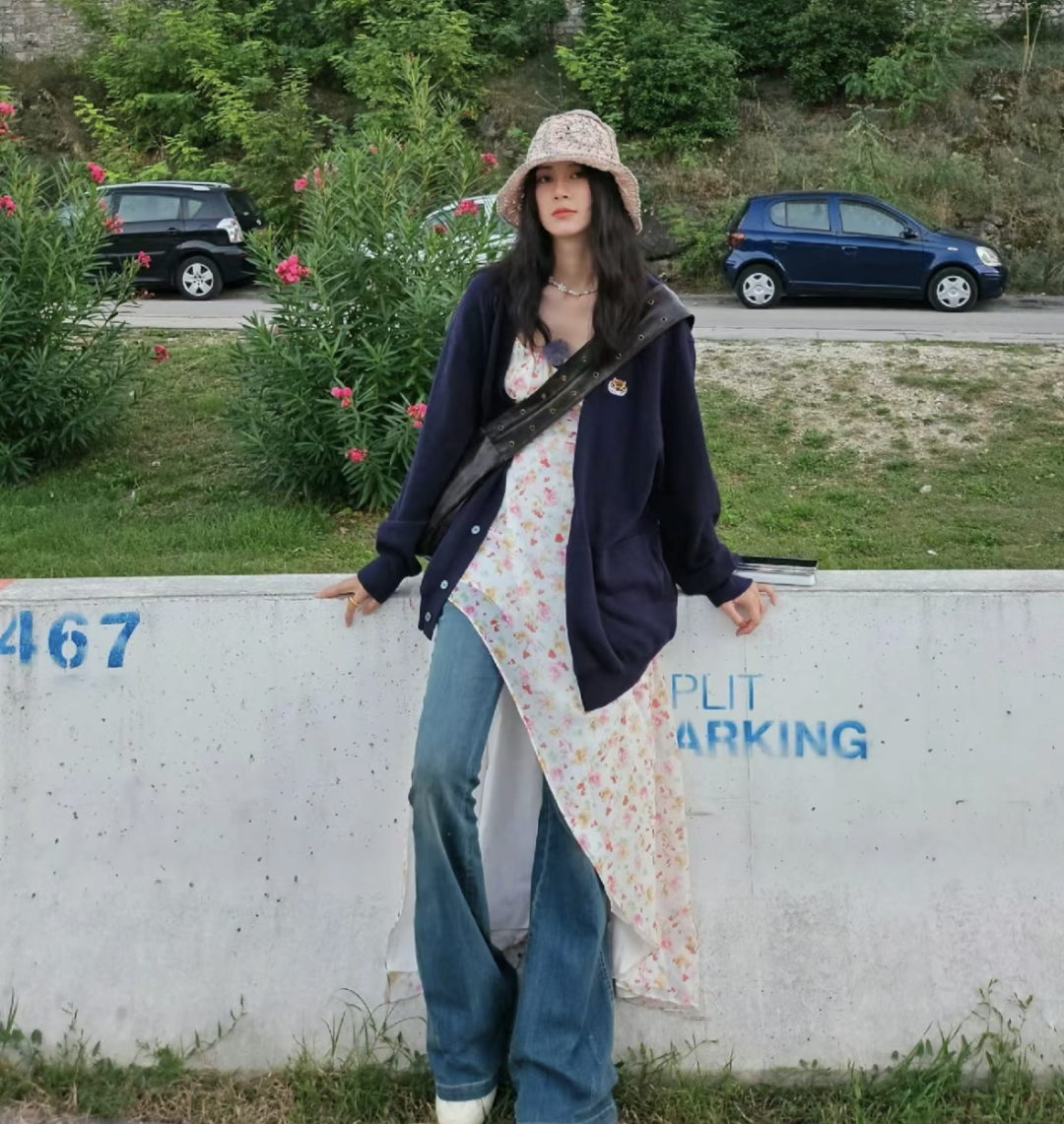 今年爆火的《花少》穿搭,真是大学生的穿搭模版!跟着穿不会错!